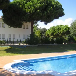 https://hostal-los-pinares.topcostabravahotels.com