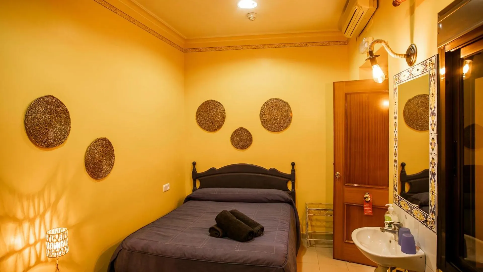 Pension Macarena Seville Guest house
